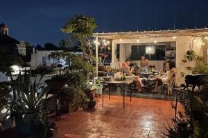 Centerpice Colonial Zone