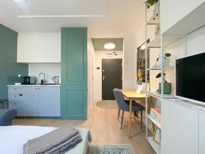 Apartament Fala Metro SGH Klub Stodoła Parking Parkview Fast Wifi