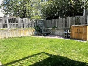 Lovely Two Bedroom Condo in South Boston