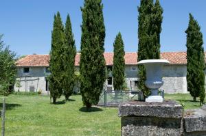 Maisons de vacances Les Grands Chais de La Meyfrenie - Vacances au calme en Dordogne jusqu'a 21 personnes : photos des chambres