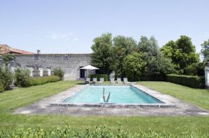 Maisons de vacances Les Grands Chais de La Meyfrenie - Vacances au calme en Dordogne jusqu'a 21 personnes : photos des chambres