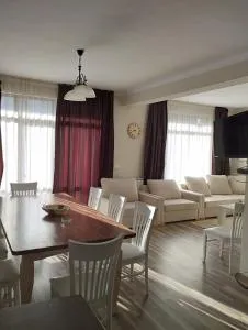 Бадевски рай-къща Любов - Wăglewzi