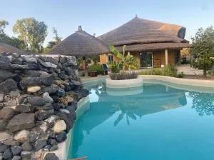 Villa avec piscine à Ndangane - Yayem