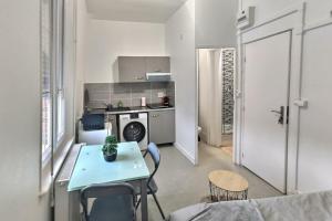 Appartements SUPERBE STUDIO 3 FACE GARE : Appartement 1 Chambre