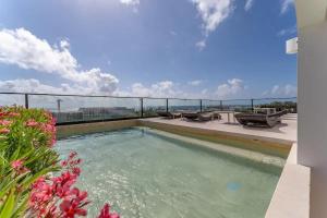 Kuxtal Luxury Condo with Rooftop