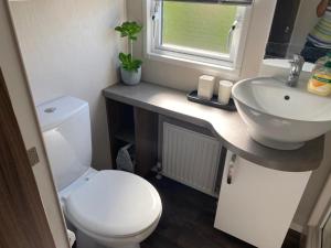 CP1 Caravan, Howelston Holiday Park