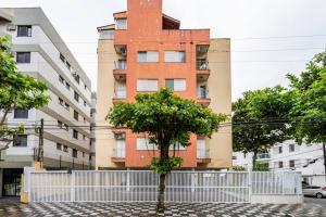 Apartamento encantador no Guarujá, praia da Enseada - Apenas 600m da praia !