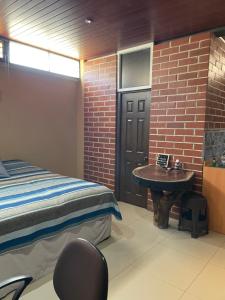 HuehueLoft1 estacionamiento y wifi