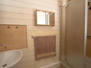 Appartement 2 chambres avec magnifique terrasse face mer, au cœur du quartier pittoresque de la Chaume - FR-1-92-711