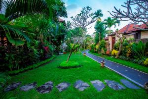 Warung Mandi & Villa