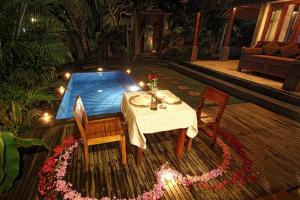 Warung Mandi & Villa