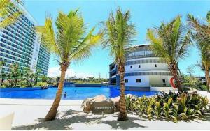 Azure Urban Resort Paris Beach Staycation