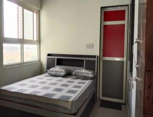 HOTEL HOLIDAY HOME, DAUSA