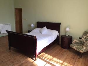 Villas Large House near Marciac & Heated Salt Water Pool : photos des chambres