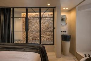 To Ble Hani, the old town house