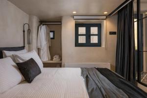 To Ble Hani, the old town house