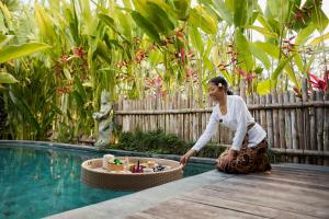 Kawan Antique Ubud Villa