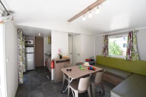 Campings MAS DES LAVANDES : Mobile Home