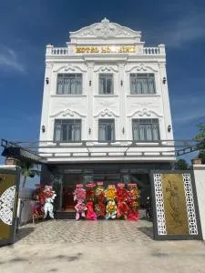 Hotel Hòa Bình - Бинь Чау