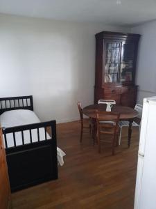 Appartement indépendant dans grande maison