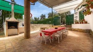 Cortijo el Cortijuelo Villanueva de Algaidas by Ruralidays