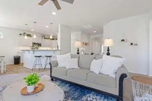 The Explorer! Extra Game Room, Fire pit Sleeps 10! - 考德威尔