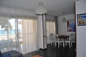 Primera Linea De Mar En Cambrils