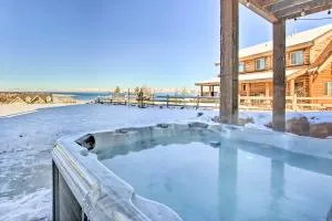 Garden City Gem Private Hot Tub and Game Room! - Laketown