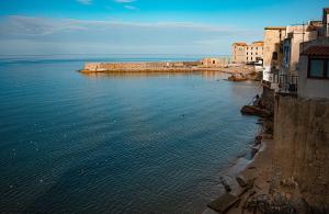 Tramonto sul mare