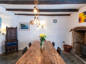 Aarons Cottage