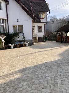 Vila Daiana- Acceptam vouchere vacanta