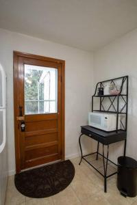 Stylish and Refined with Easy City Access