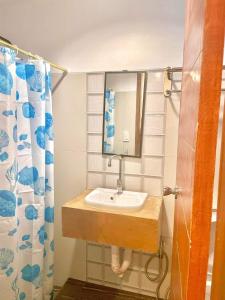 Siargao Zitas Garden Inn