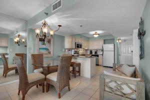 Beachcrest 703