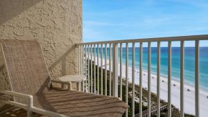 Beachcrest 902