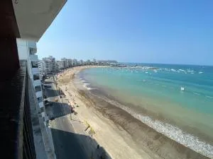Apartamento vista al mar piso 12 - Chinchipe