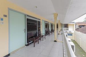 RedDoorz at CBR Residence Blimbing