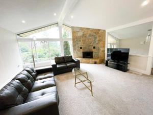 Escape to Spring Gate Estate