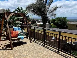 Tiny's Getaway - Wavecrest