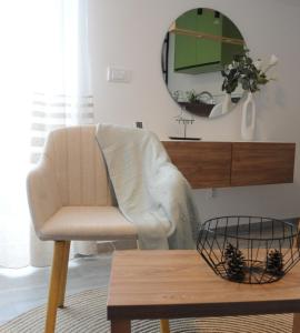 Sunny Woods Apartment