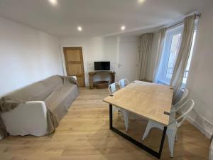 Appartements Le Charles III : Appartement 2 Chambres