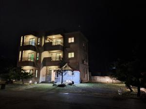 南海凱歌民宿獨棟庭園別墅 1烤肉打牌歡唱 2寵物友善 3聰明包棟-依人數提供相對應床位及房間數4近市區東大夜市 - Strutture non classificate a Ji'an