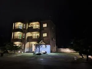 南海凱歌民宿獨棟庭園別墅 1烤肉打牌歡唱 2寵物友善 3聰明包棟-依人數提供相對應床位及房間數4近市區東大夜市 - Hua-jen-ts'un