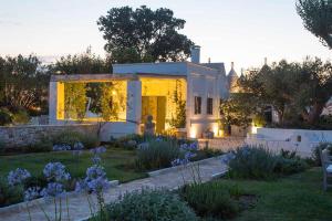Suite with Pool View