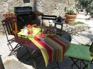 Appartements Le Maset des Aires avec vue sur le Luberon : photos des chambres