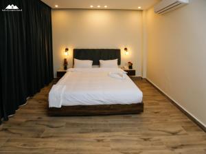 Deluxe Double Room room in Sofia Pyramids Hotel
