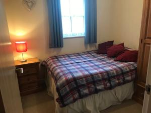 January special offer 2 bed Tenby flat free parking