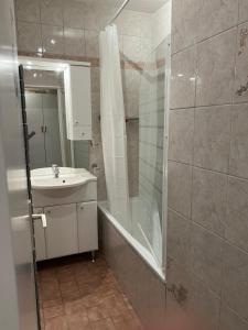 Studio avec jardin et vue imprenable sur Valberg et le Saint Honorât