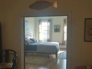 Loft Apartment w River Views - 索尔兹伯里