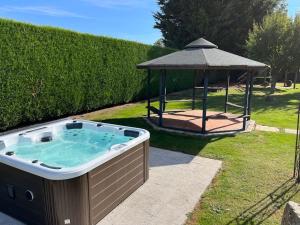 Maisons de vacances Maison de campagne chaleureuse jacuzzi et sauna : photos des chambres